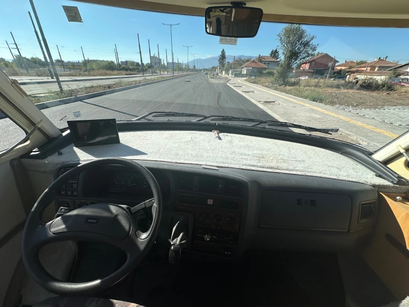 Кемпер HYMER / ERIBA B584, снимка 15 - Каравани и кемпери - 52729085