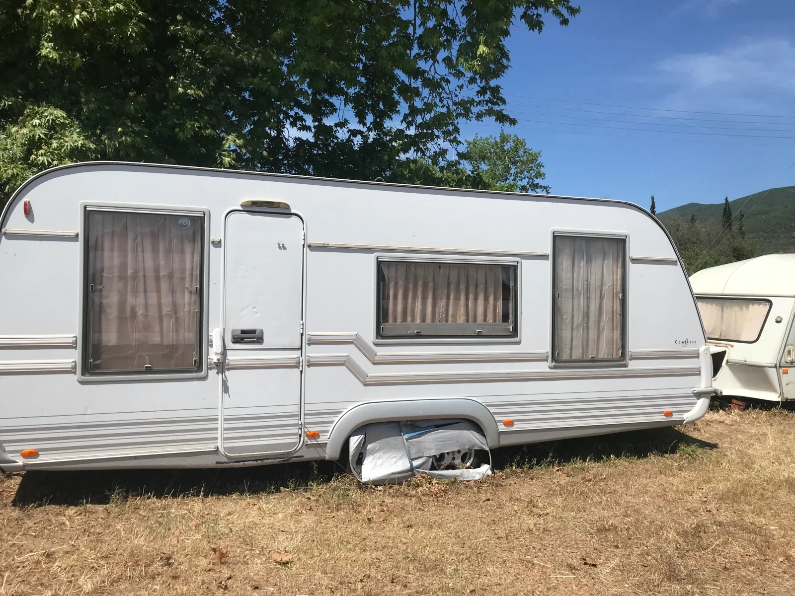 Каравана Tabbert Comtesse, снимка 4 - Каравани и кемпери - 54162393