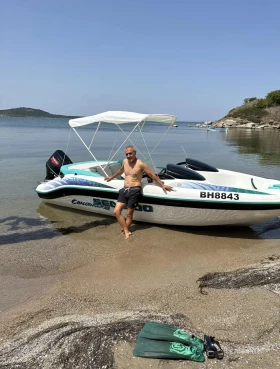 Моторна яхта Seedoo, снимка 2