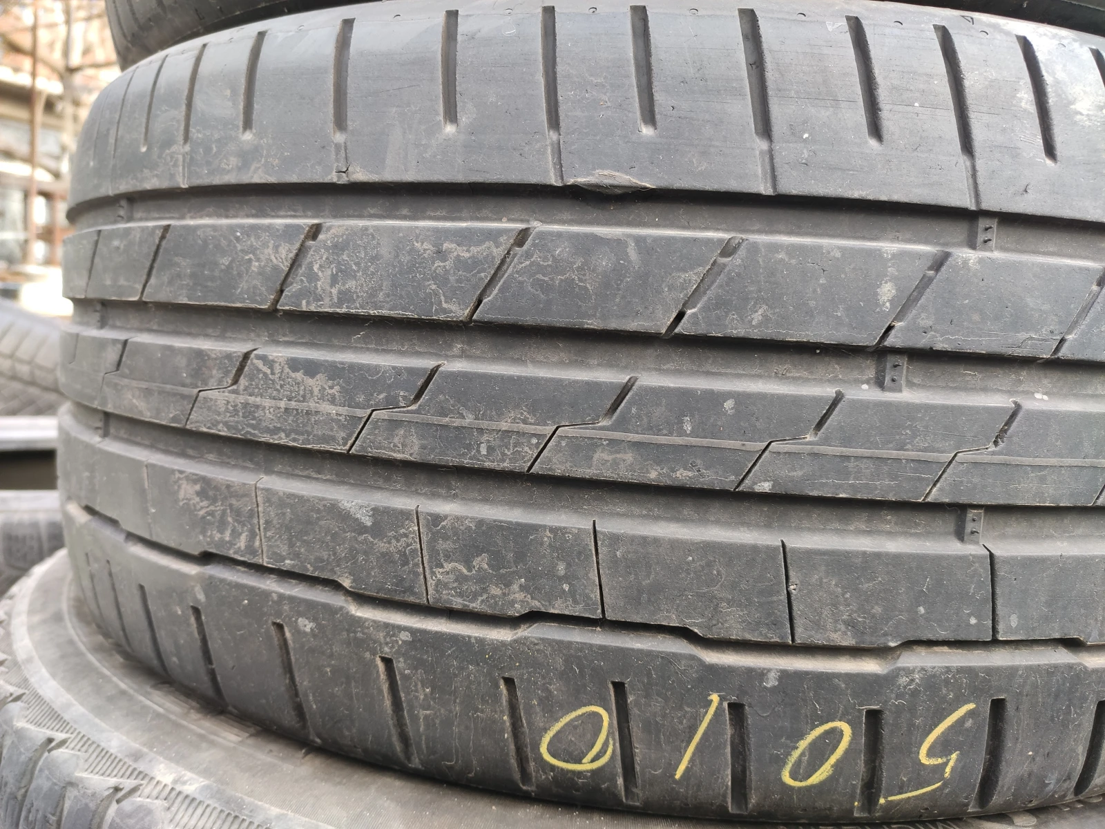  235/40R19 | Mobile.bg   2