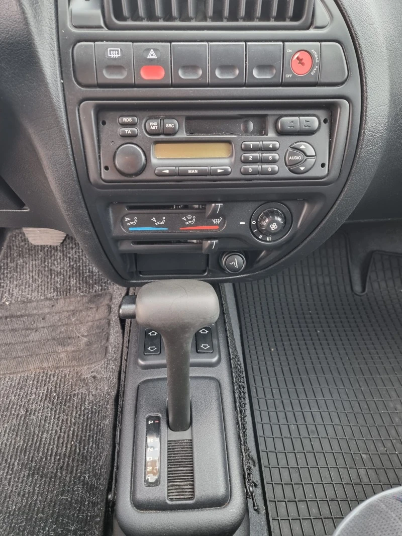 Citroen Saxo 1.4i  АВТОМАТИК 61000км., снимка 8 - Автомобили и джипове - 46830306