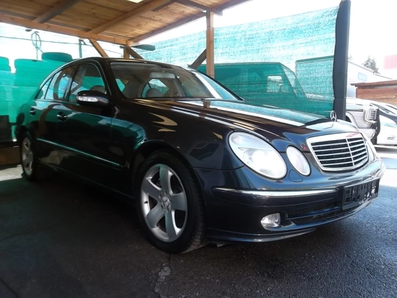 Mercedes-Benz E 500 V8 SWISS, снимка 2 - Автомобили и джипове - 46915984