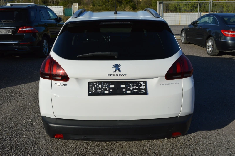 Peugeot 2008 1.2-КЛИМА-52хил.км., снимка 6 - Автомобили и джипове - 47452669