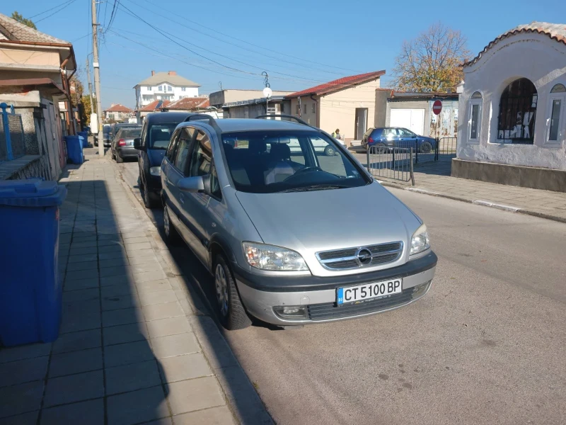 Opel Zafira 1.8, снимка 1 - Автомобили и джипове - 48043993