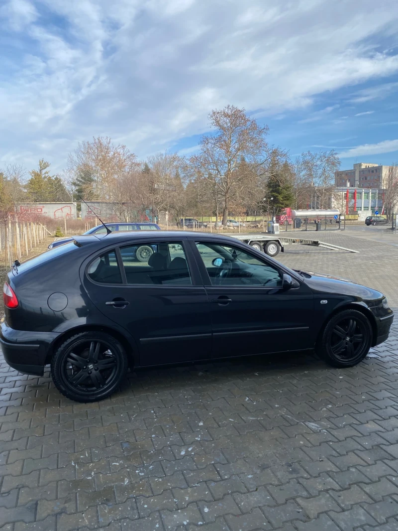 Seat Leon 1.6 Климатик!, снимка 5 - Автомобили и джипове - 48634607