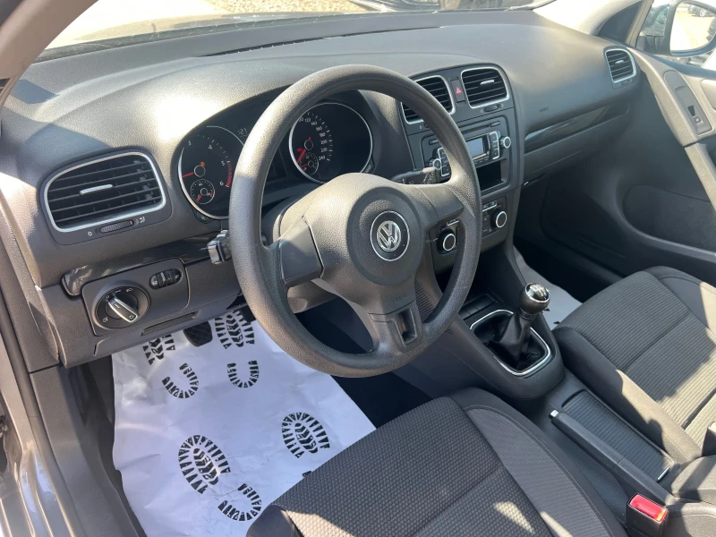 VW Golf 1.6TDi Comfortline Лизинг, снимка 8 - Автомобили и джипове - 49593774