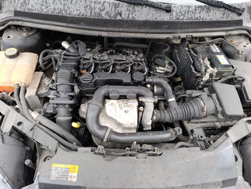 Ford Focus 1.6TDCI тип моторHHDA, снимка 5 - Автомобили и джипове - 49779808