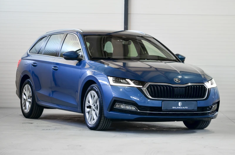 Skoda Octavia TDI/MATRIX/VirtualCockpit/ПОДГРЕВ/ОБДУХВАНЕ/МАСАЖ, снимка 2 - Автомобили и джипове - 50379167