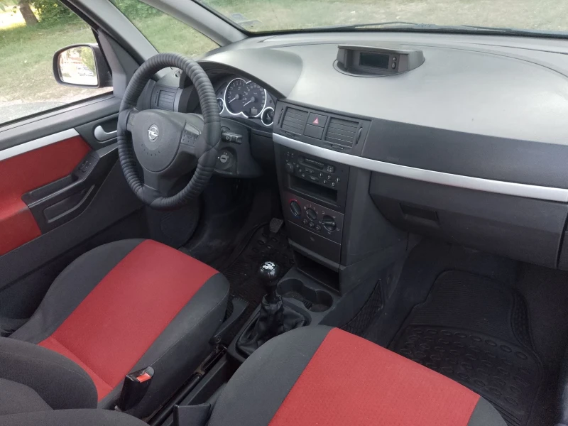 Opel Meriva, снимка 13 - Автомобили и джипове - 51722952