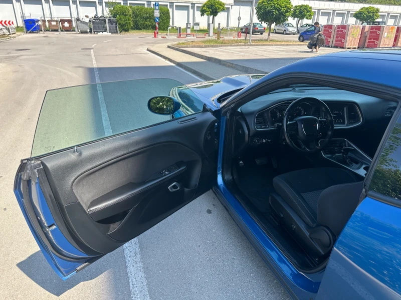 Dodge Challenger GT V6, снимка 8 - Автомобили и джипове - 51647918