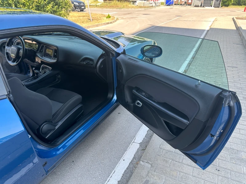 Dodge Challenger GT V6, снимка 9 - Автомобили и джипове - 51647918