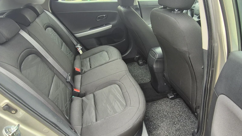 Kia Ceed 1.4crdi 90к.с., снимка 15 - Автомобили и джипове - 52275491