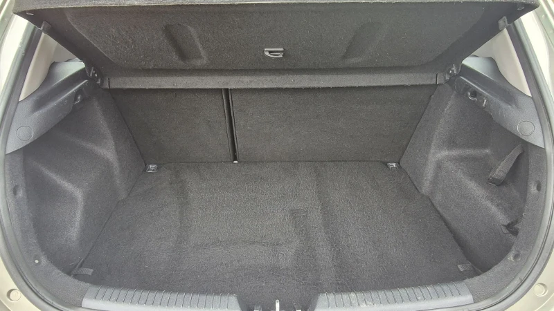 Kia Ceed 1.4crdi 90к.с., снимка 16 - Автомобили и джипове - 52275491