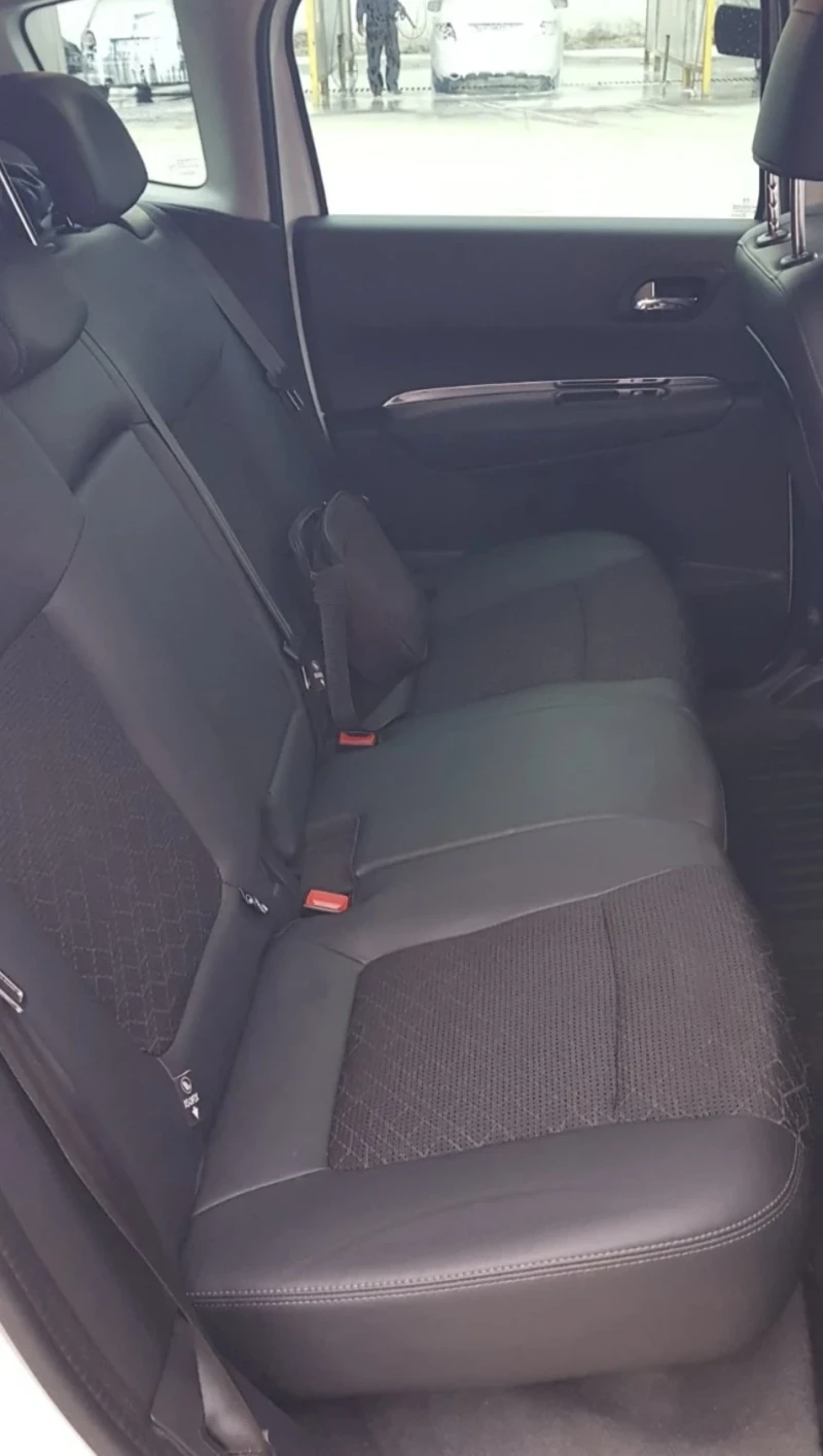 Peugeot 3008 1.6 Diesel Hybrid, 105000km, снимка 12 - Автомобили и джипове - 53106531