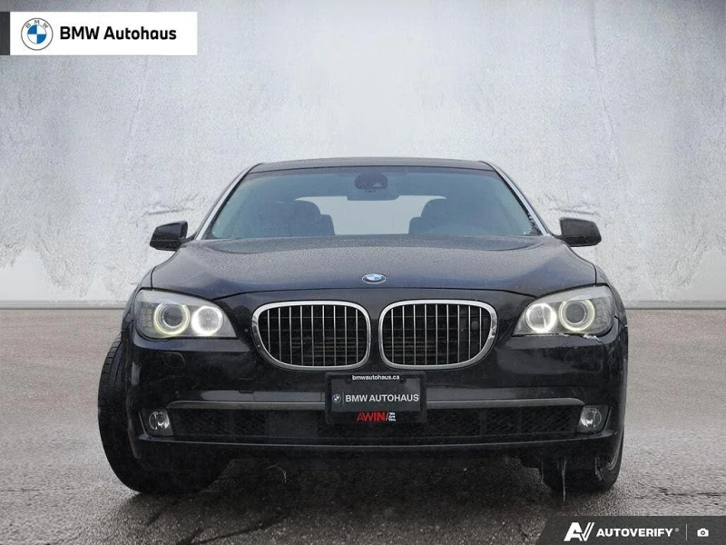 BMW 750 750Li* xDrive* Автокредит* (Цена до БГ), снимка 2 - Автомобили и джипове - 53434528