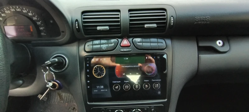 Mercedes-Benz C 220, снимка 12 - Автомобили и джипове - 53564393