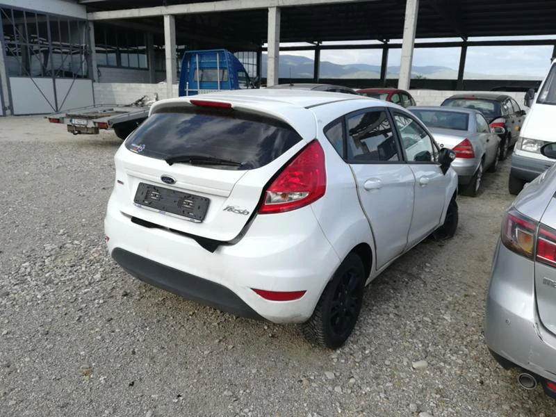 Ford Fiesta 1.4 CDTI/ЗА ЧАСТИ  - изображение 4