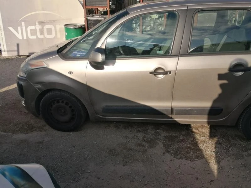 Citroen C3 Picasso 1.6HDI, снимка 5 - Автомобили и джипове - 42072282