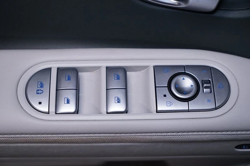 Hyundai Ioniq 5, снимка 12 - Автомобили и джипове - 56662332