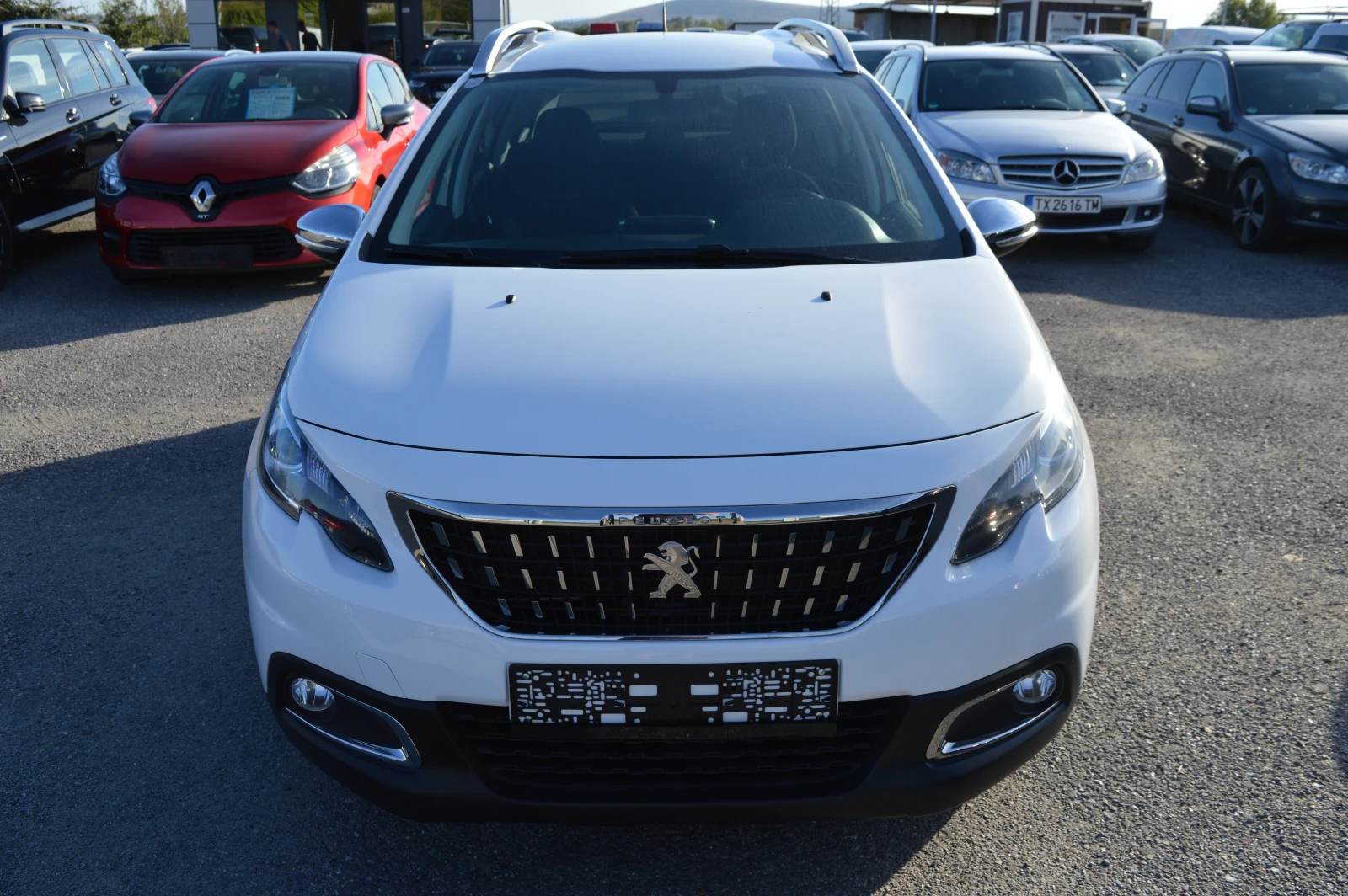 Peugeot 2008 1.2-КЛИМА-52хил.км. - изображение 2