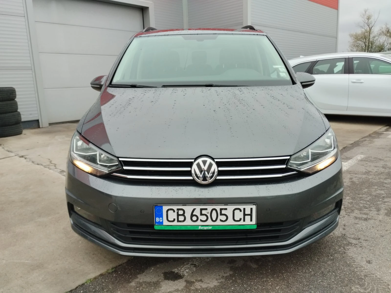 VW Touran 1.5 tsi Гаранция - изображение 2