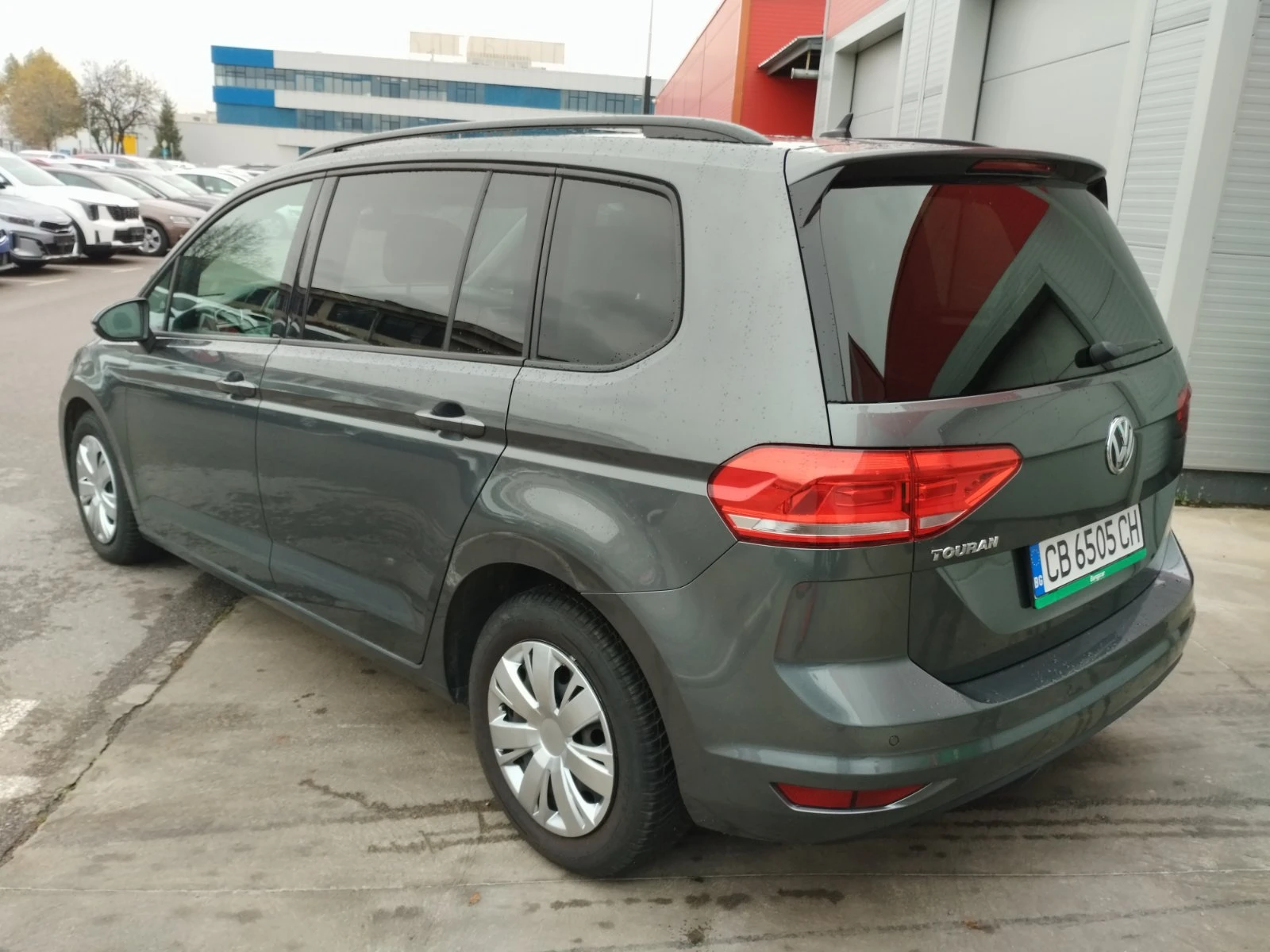 VW Touran 1.5 tsi Гаранция - изображение 6