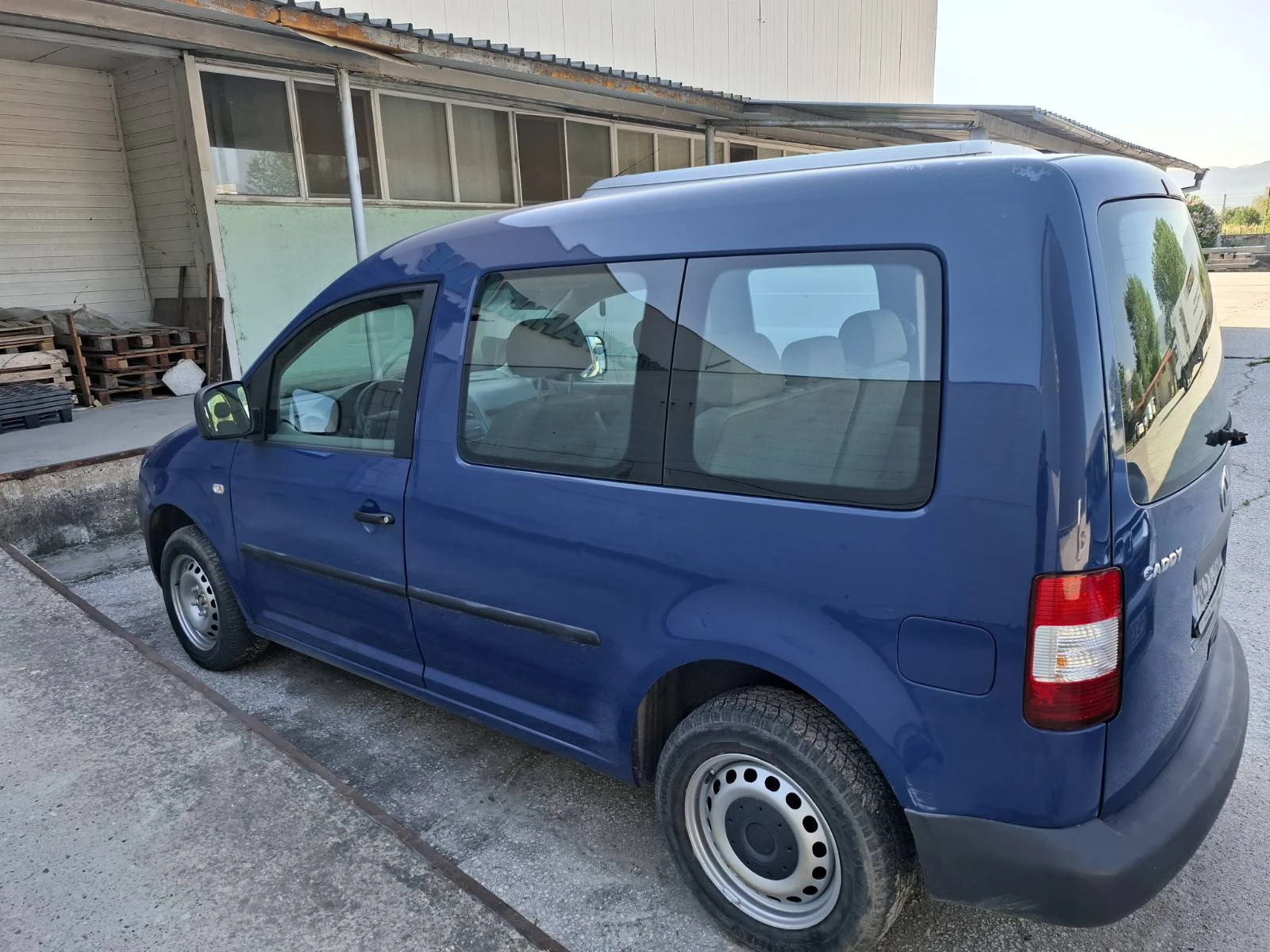 VW Caddy  - изображение 3