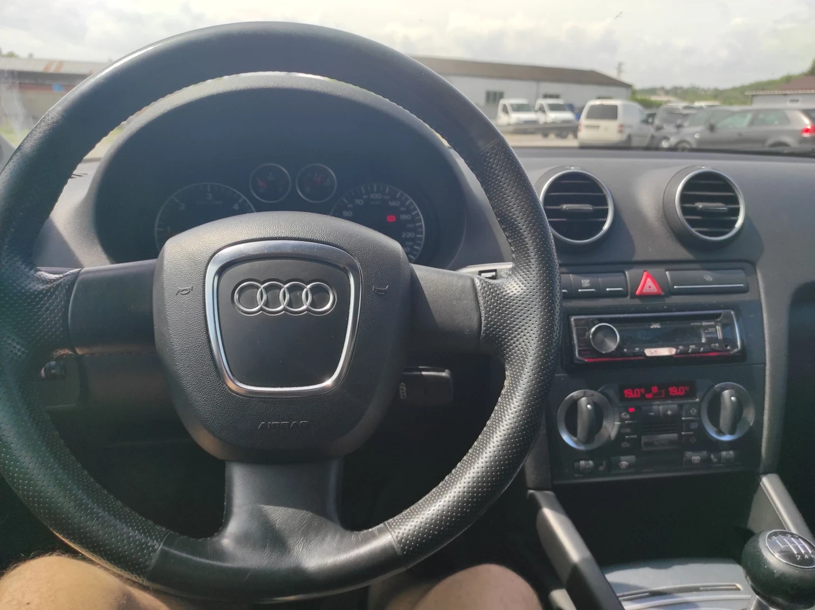 Audi A3 2.0TDI 6ск. BOSE Климатроник - изображение 7