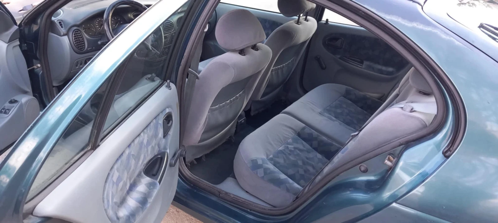 Renault Megane 1 - изображение 9