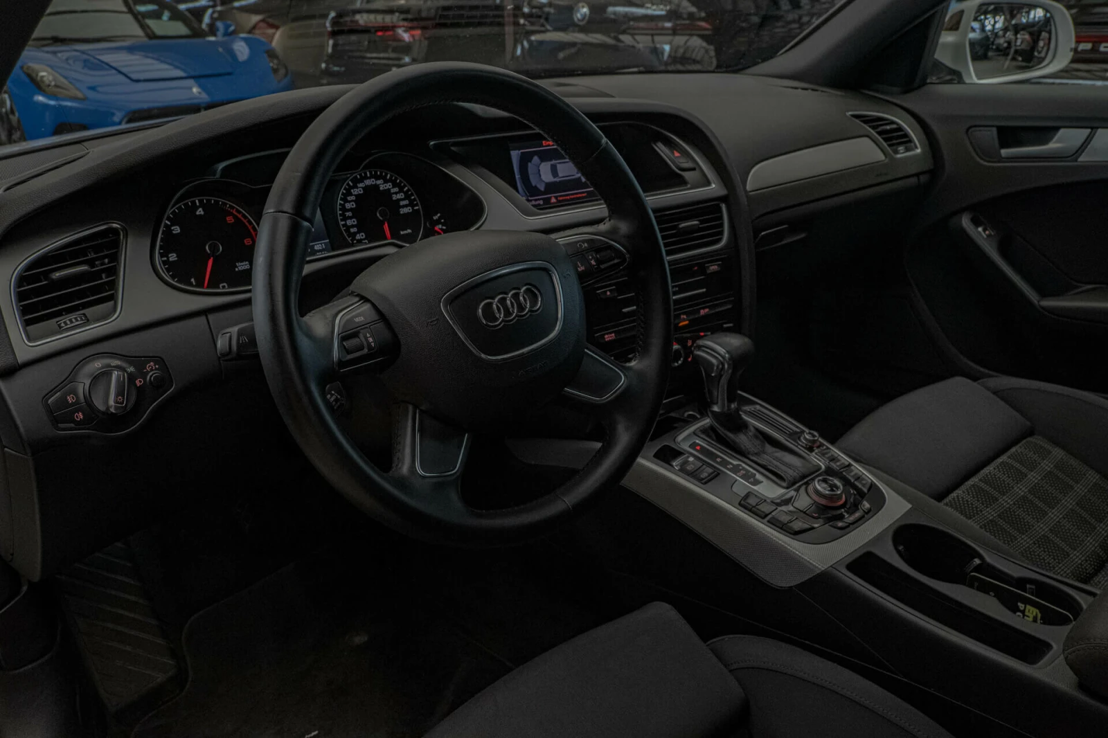 Audi A4 3.0TDI/Sline/SideAssist/Подгрев/LaneAssist/ - изображение 7