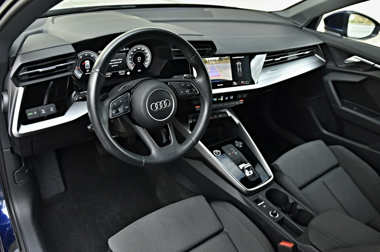 Audi A3 35 TFSI S-LINE MATRIX R-CAMERA FULL NOV - изображение 9