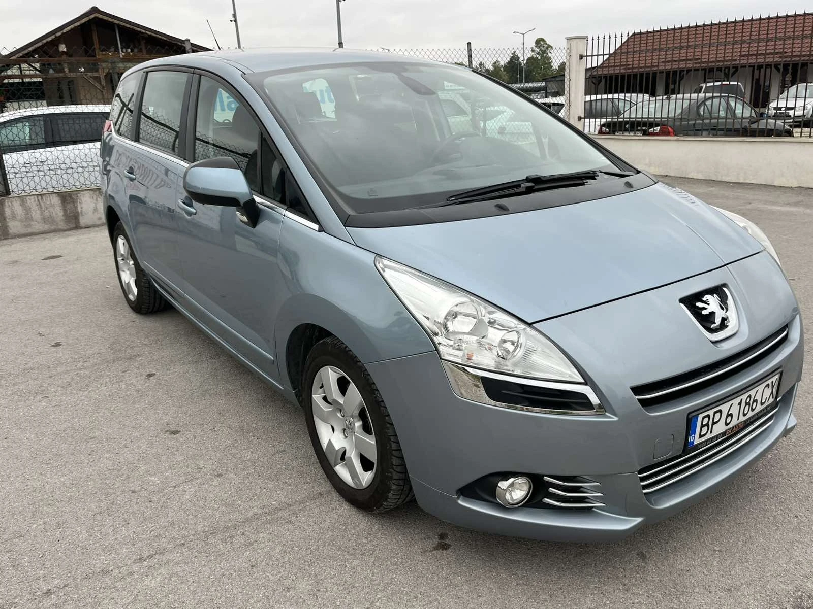 Peugeot 5008 1.6HDI 112кс EURO 5 ПЕРФЕКТНО ВНОС ИТАЛИЯ - изображение 3