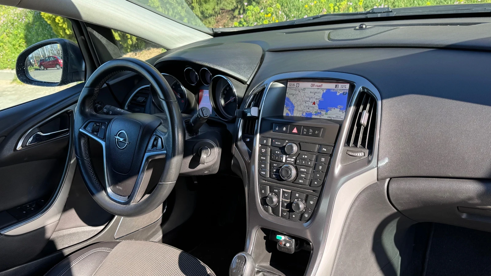 Opel Astra 1.7CDTI eco flex 125кс 6 скорсти, снимка 9 - Автомобили и джипове - 54150484