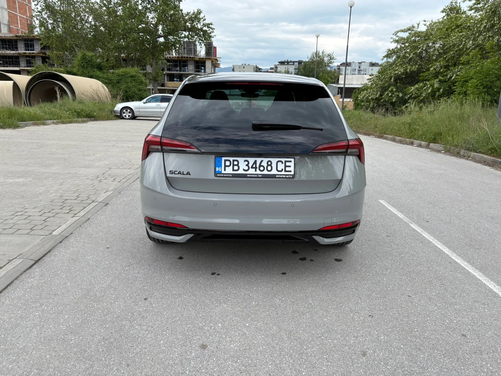 Skoda Scala Monte Carlo Plus 1.5TSI 6MT, снимка 4 - Автомобили и джипове - 54321500