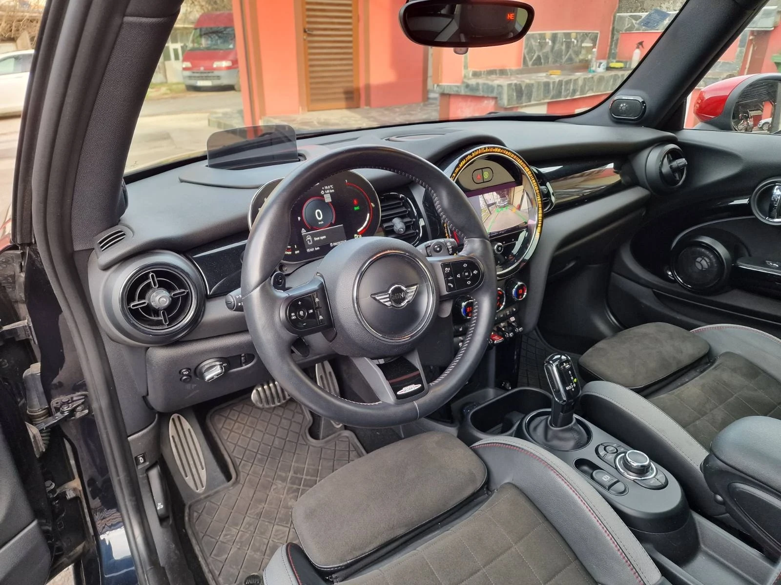 Mini John Cooper Works, снимка 12 - Автомобили и джипове - 54359826