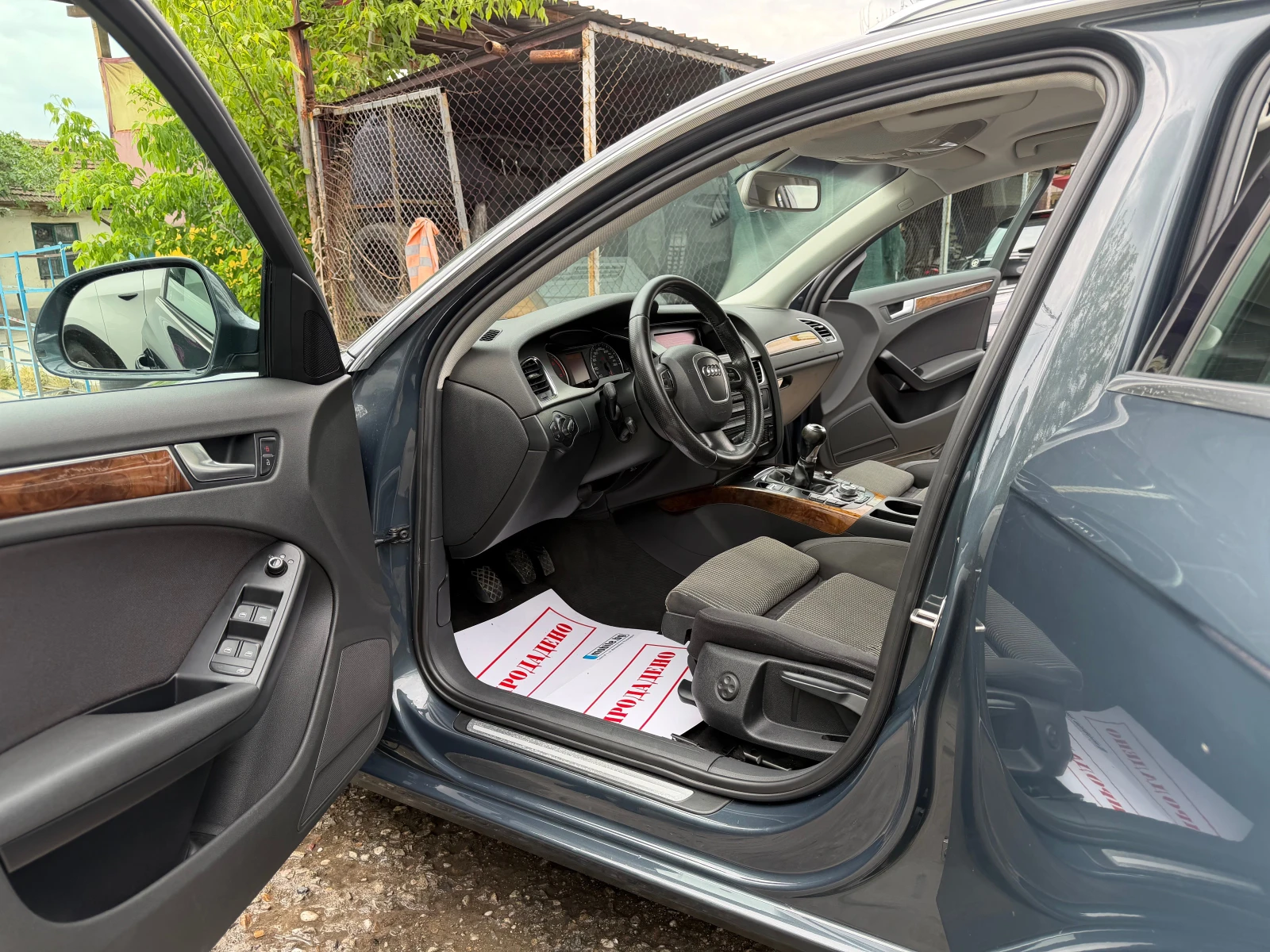 Audi A4 2.0TDi 143HP 6 SKOROSTI SPORT RECARO LED XENON NOV, снимка 9 - Автомобили и джипове - 54484137