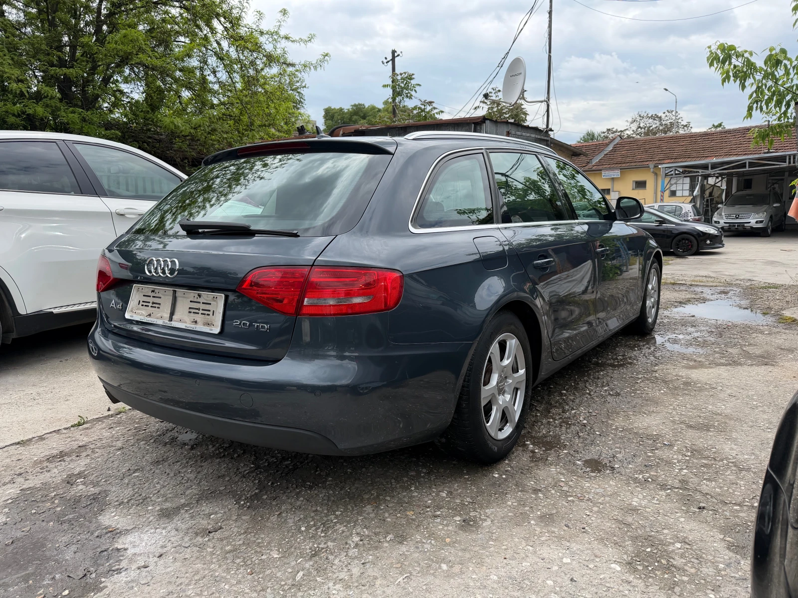 Audi A4 2.0TDi 143HP 6 SKOROSTI SPORT RECARO LED XENON NOV, снимка 8 - Автомобили и джипове - 54484137