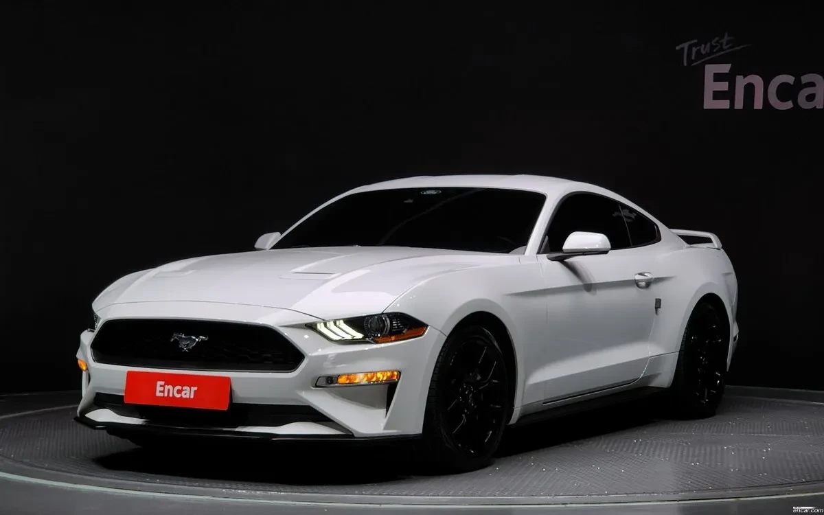 Ford Mustang Coupe 2.3 Eco Boost