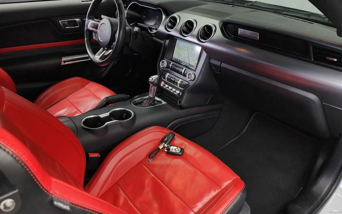 Ford Mustang Coupe 2.3 Eco Boost, снимка 6 - Автомобили и джипове - 54699367