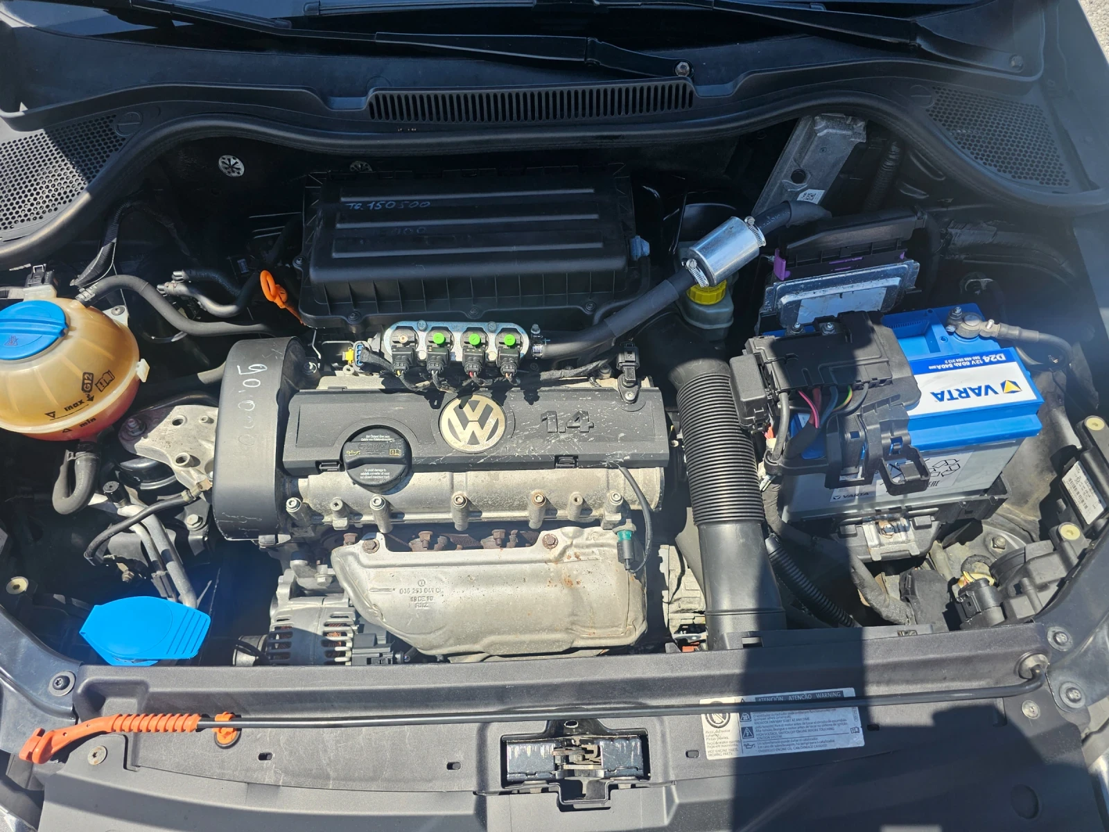 VW Polo 1.4 GPL, снимка 13 - Автомобили и джипове - 54928816