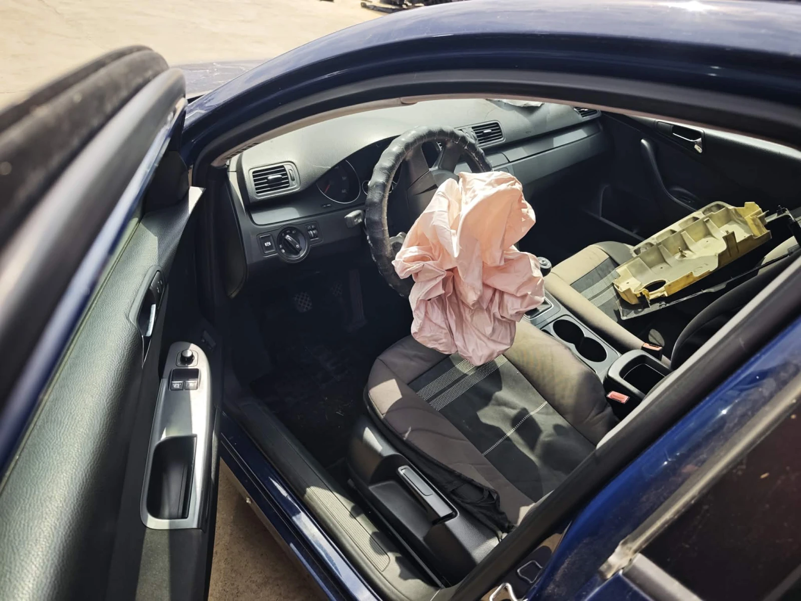 VW Passat 1.9 TDI BLS, снимка 5 - Автомобили и джипове - 55653497