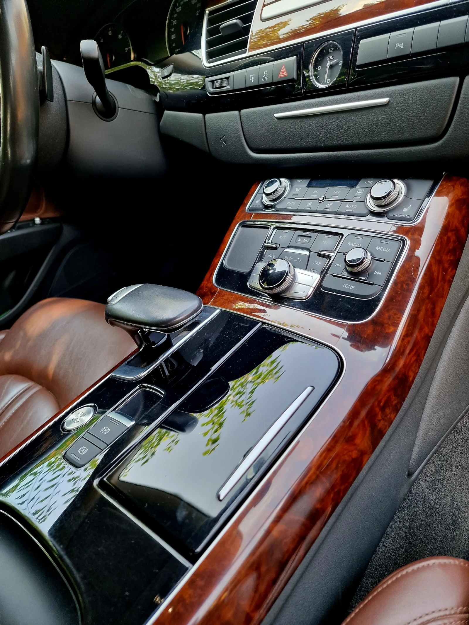 Audi A8, снимка 6 - Автомобили и джипове - 55778313