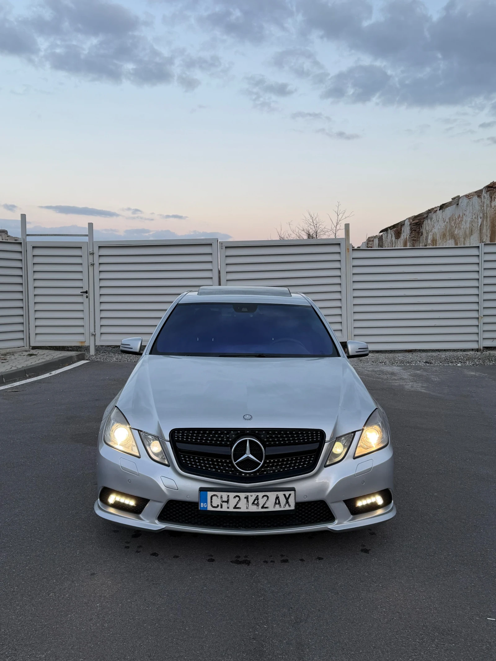 Mercedes-Benz E 350, снимка 6 - Автомобили и джипове - 55792672