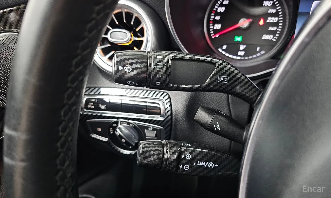 Mercedes-Benz C 200 Пълен AMG-Пакет | 7 G-Tronic | Head-Up | Панорама, снимка 13 - Автомобили и джипове - 55798743