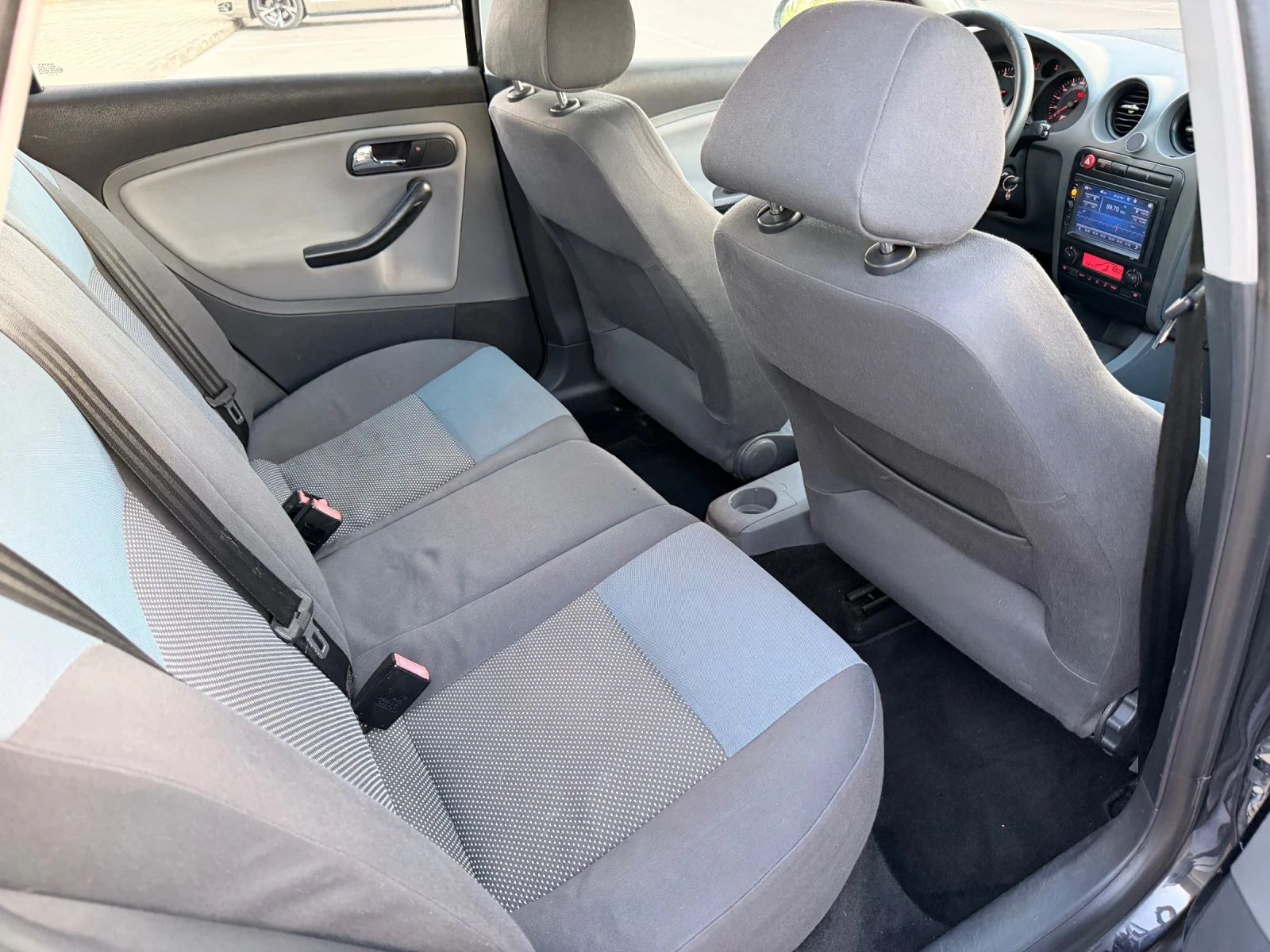 Seat Ibiza Газ.Инж Клима Камера, снимка 11 - Автомобили и джипове - 55995537