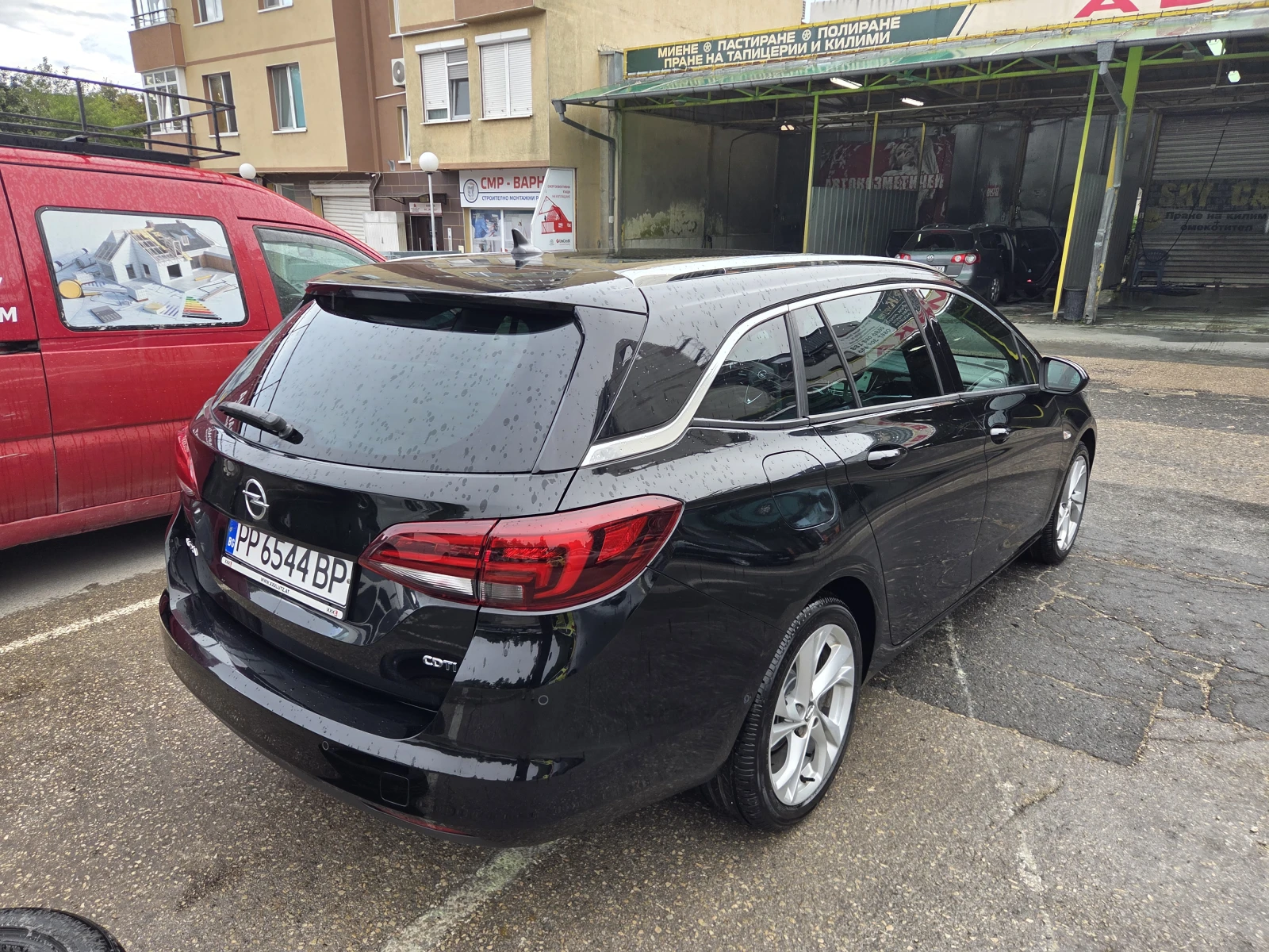 Opel Astra 1.6 CDTI, снимка 3 - Автомобили и джипове - 56199526