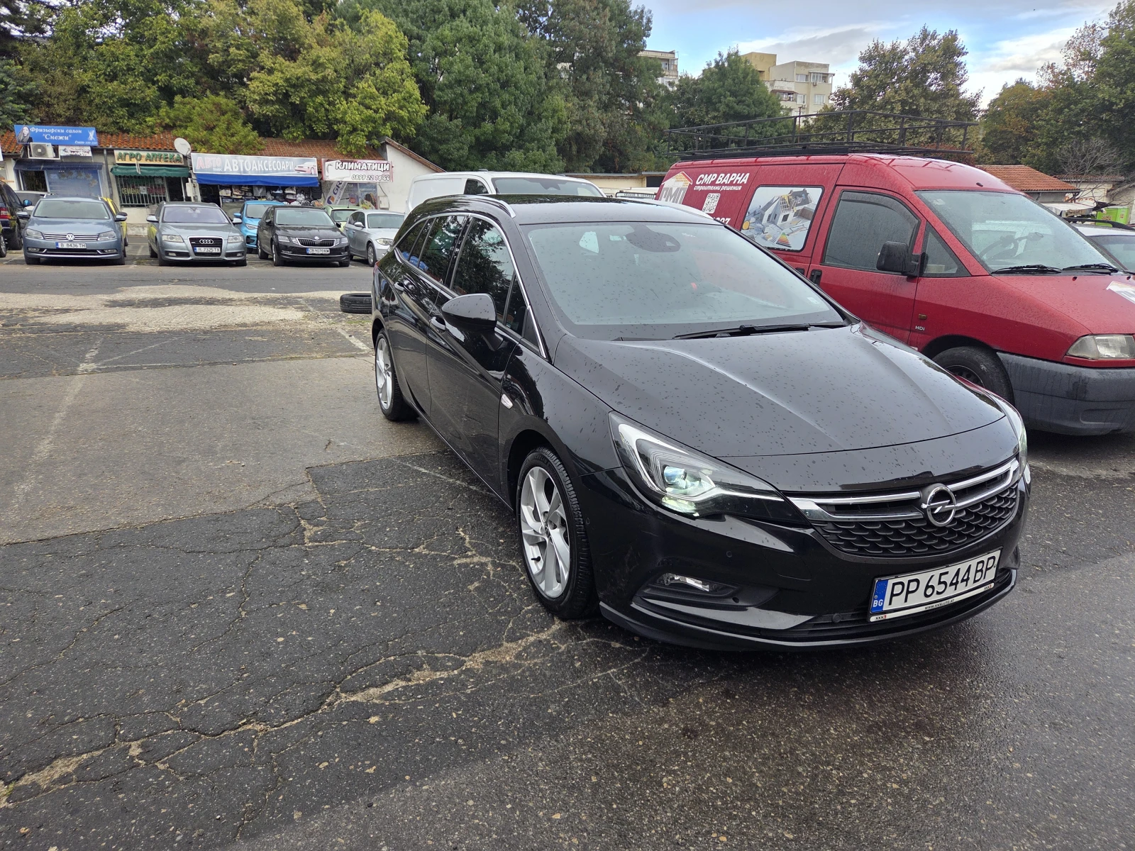 Opel Astra 1.6 CDTI, снимка 2 - Автомобили и джипове - 56199526