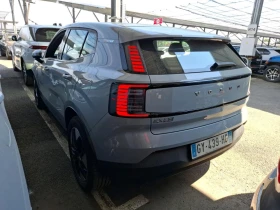 Volvo EX30 Extended Range, снимка 4
