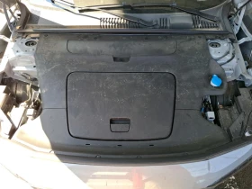 Volvo EX30 Extended Range, снимка 11