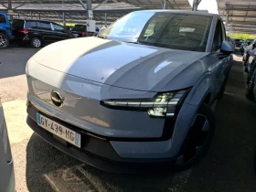 Volvo EX30 Extended Range, снимка 2